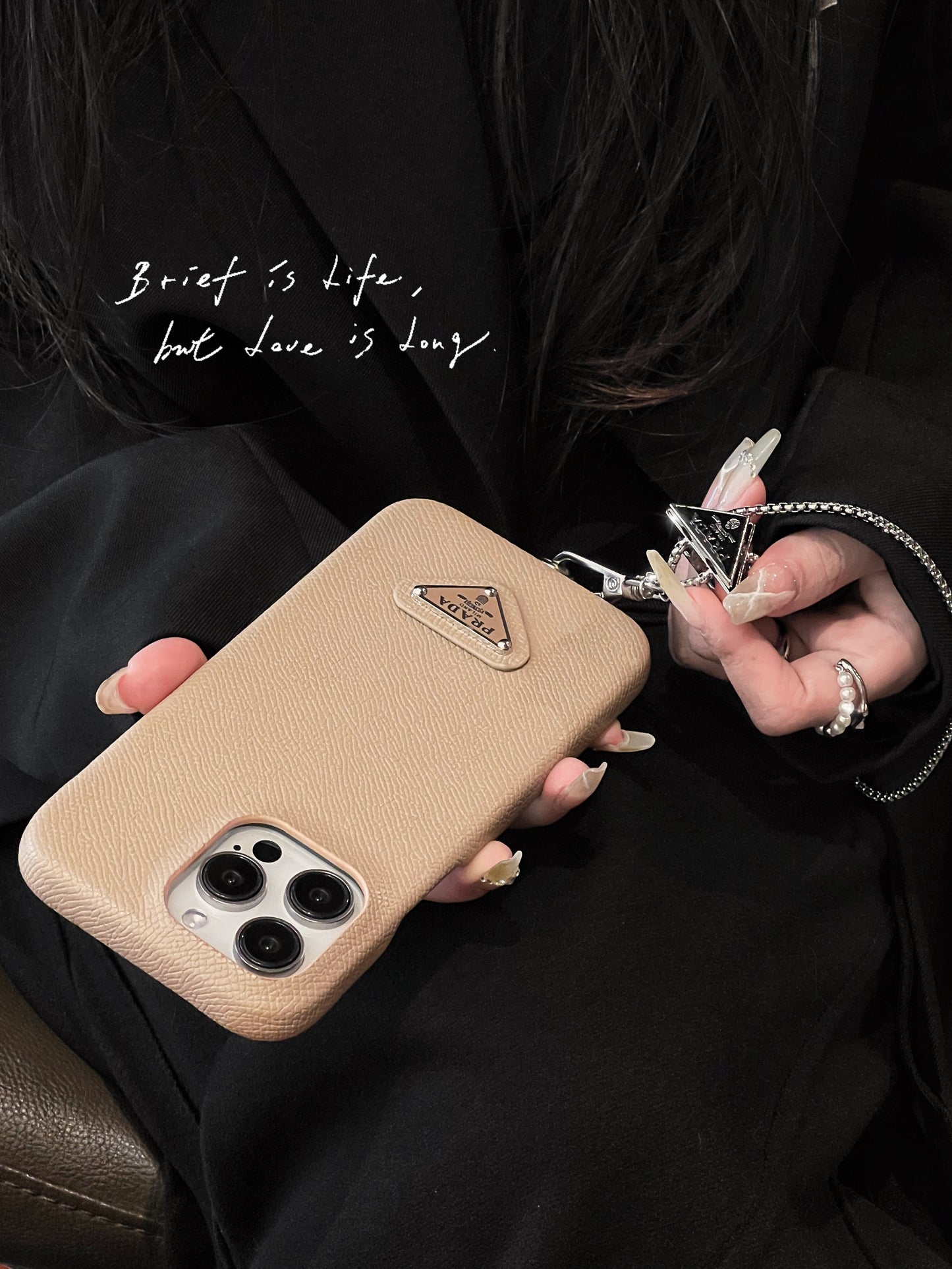 Luxusní kožené crossbody pouzdro na iPhone
