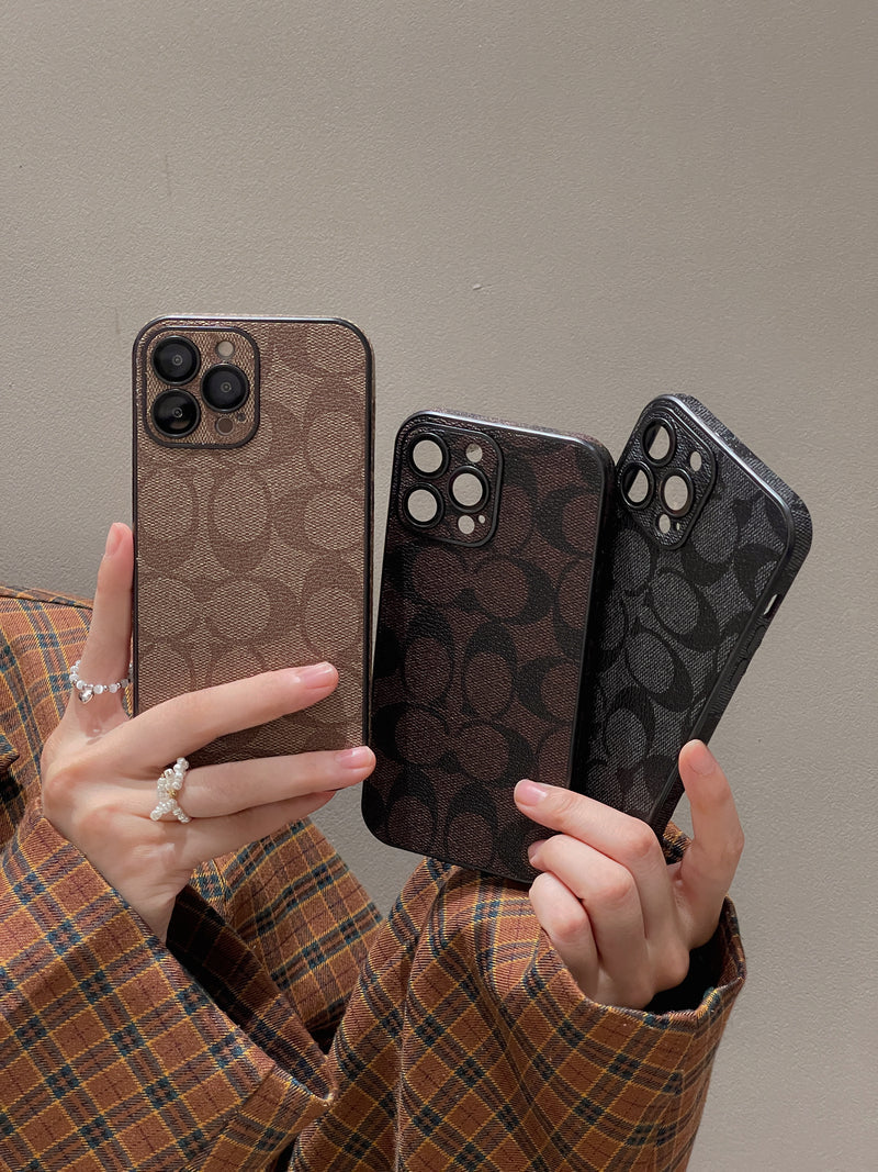 Klasyczne etui na iPhone'a Kawowe -QB240402