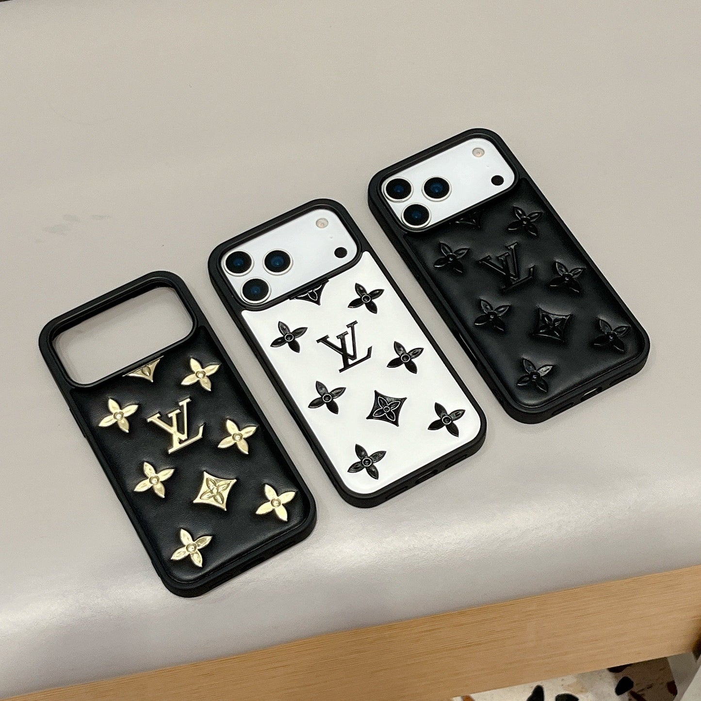 럭셔리 3D 양각 디자이너 iPhone 케이스