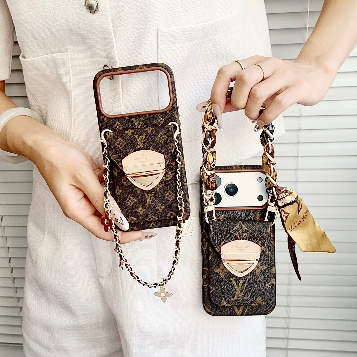 Luxusní crossbody pouzdro na iPhone s kapsou na kartu & Odnímatelný popruh