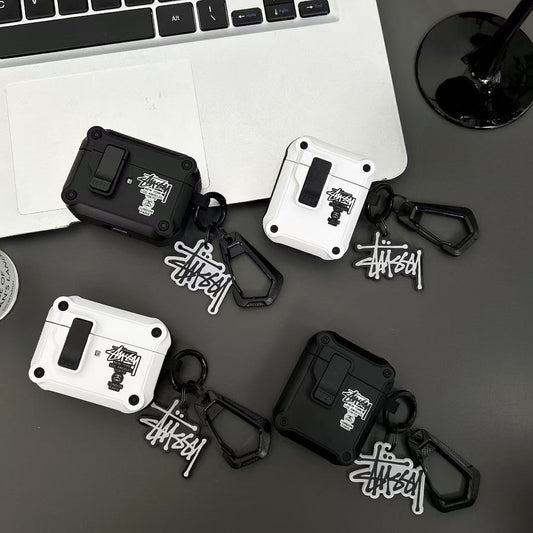 Wytrzymałe etui na słuchawki AirPods inspirowane stylem streetwear z karabińczykiem