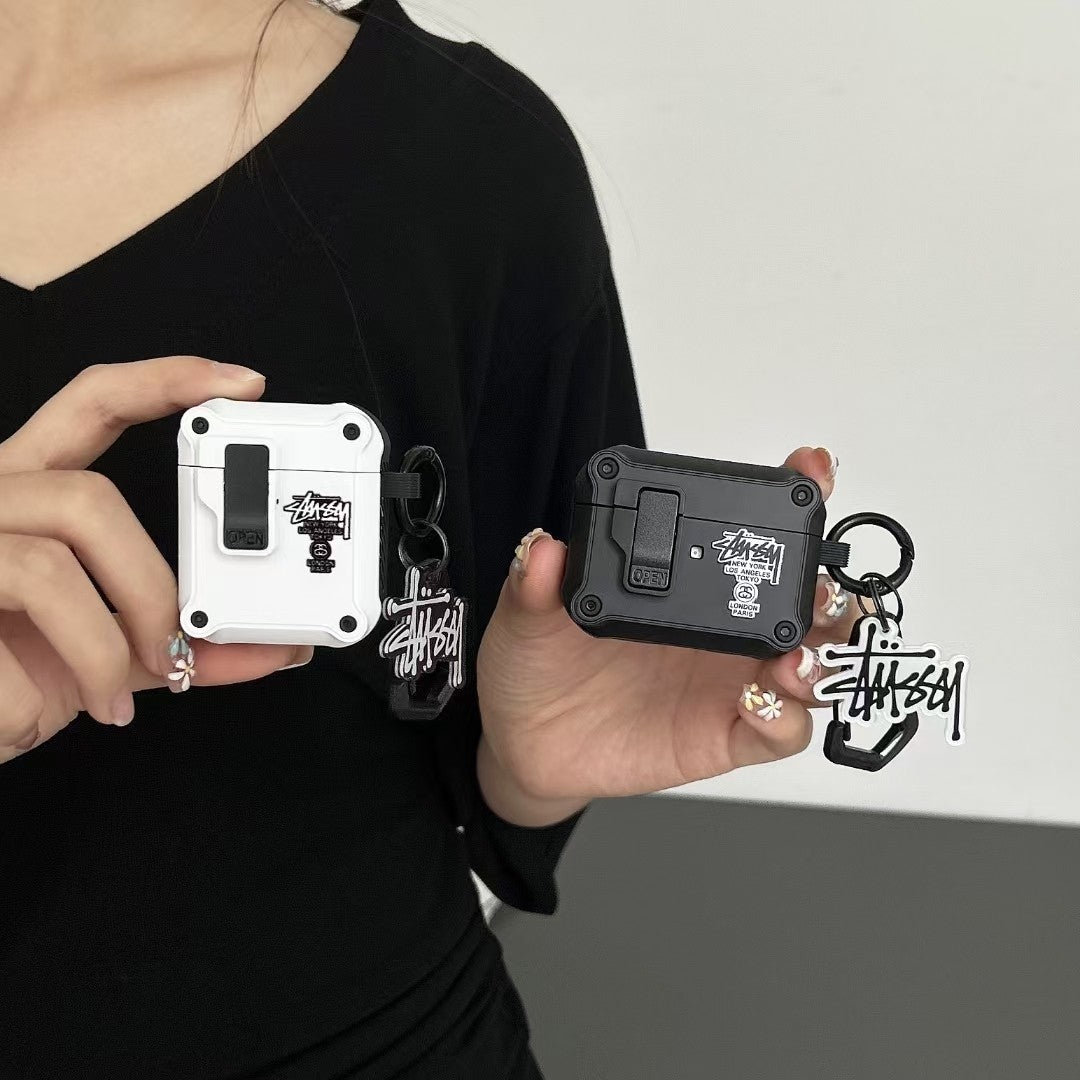 Wytrzymałe etui na słuchawki AirPods inspirowane stylem streetwear z karabińczykiem