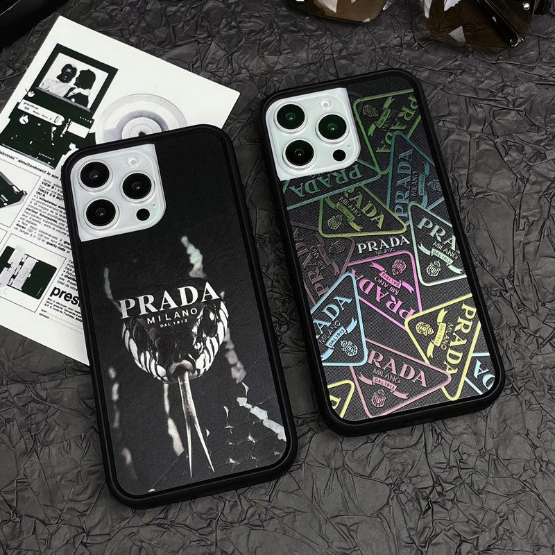 Luxusní černé pouzdro na iPhone