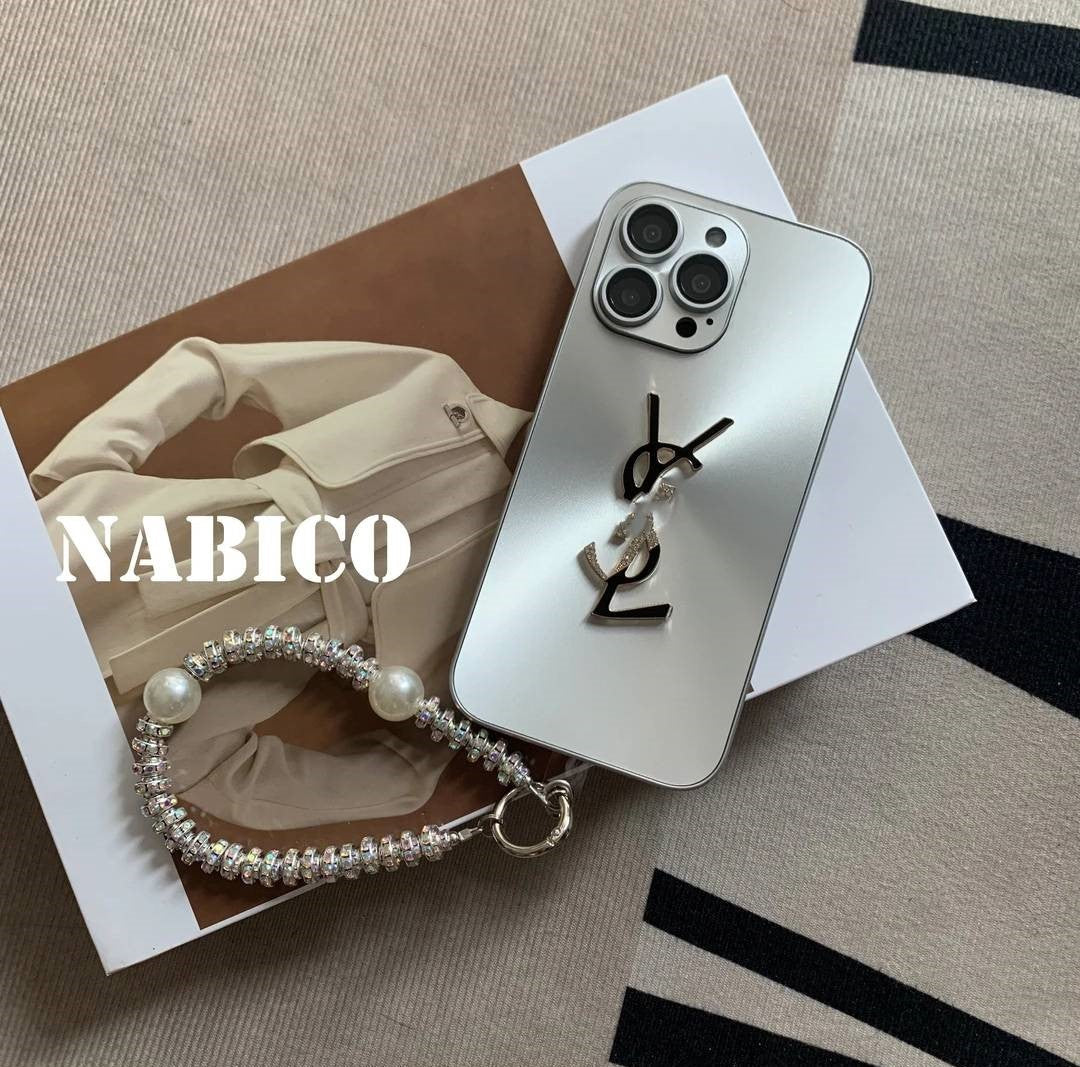 Elegante custodia per iPhone Letter Shine x Mono con catena