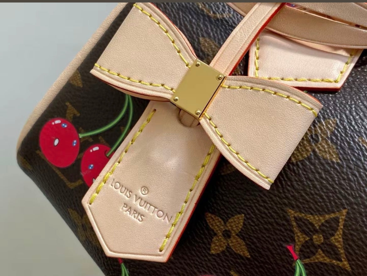 🌟 L-kirsebærnøglering: Sød + Luksus, alt i ét 🍒✨