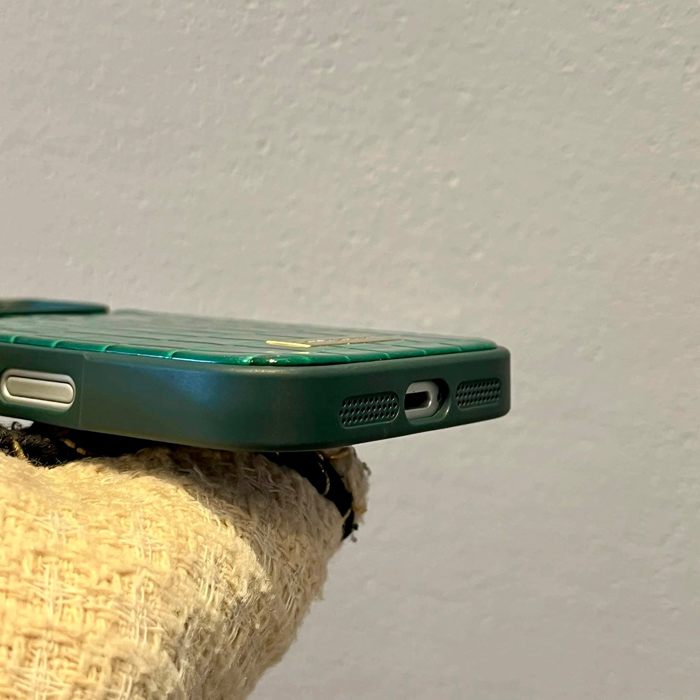 Custodia per iPhone di lusso con texture coccodrillo
