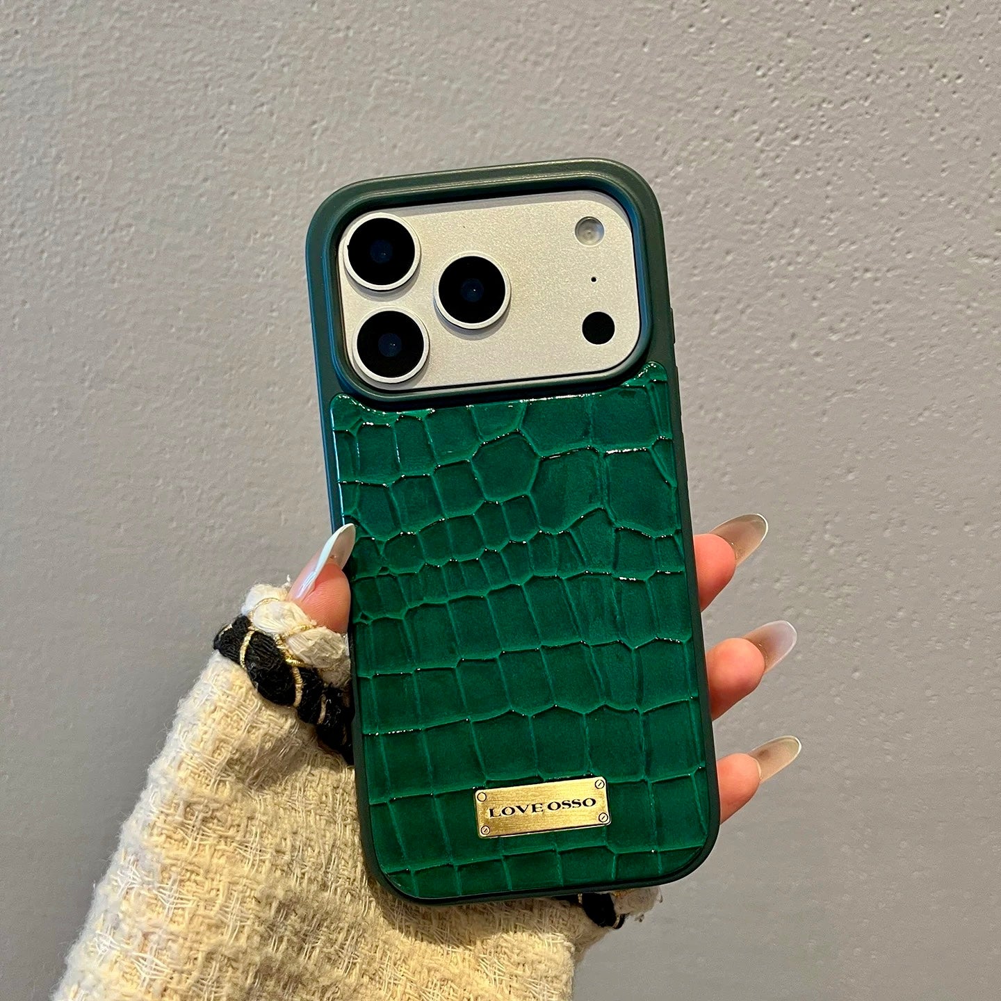 Custodia per iPhone di lusso con texture coccodrillo