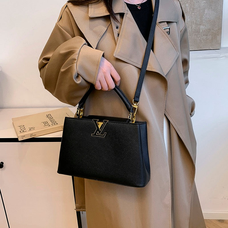 Borsa dal temperamento elegante e alla moda