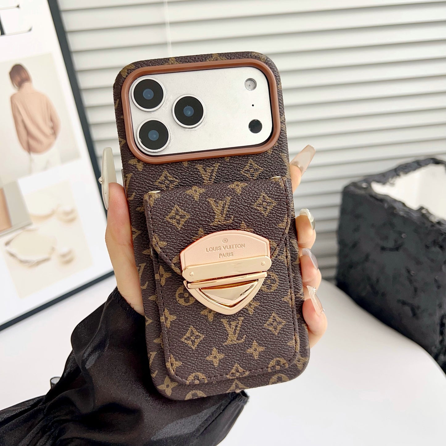 Luxusní crossbody pouzdro na iPhone s kapsou na kartu & Odnímatelný popruh