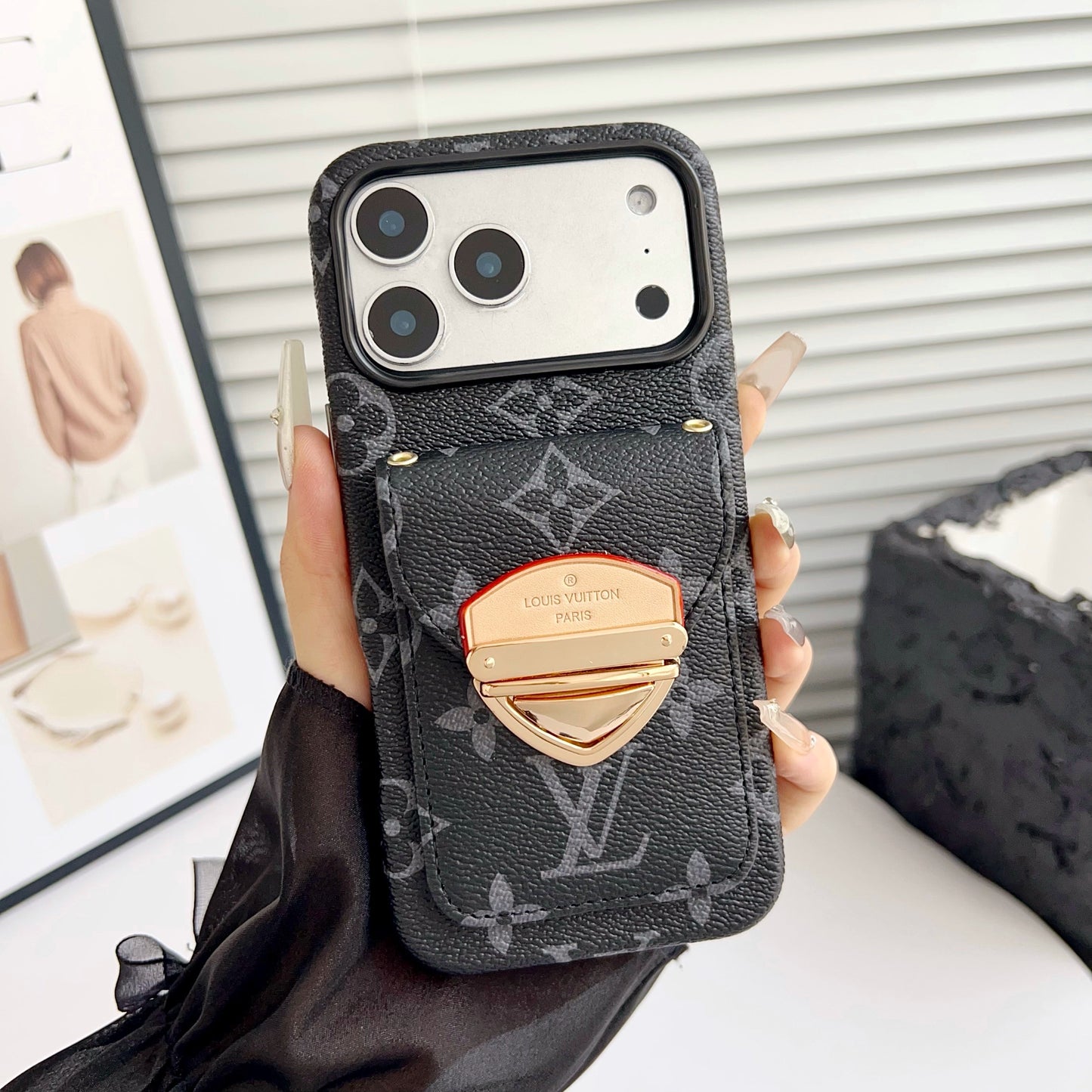 Luxusní crossbody pouzdro na iPhone s kapsou na kartu & Odnímatelný popruh