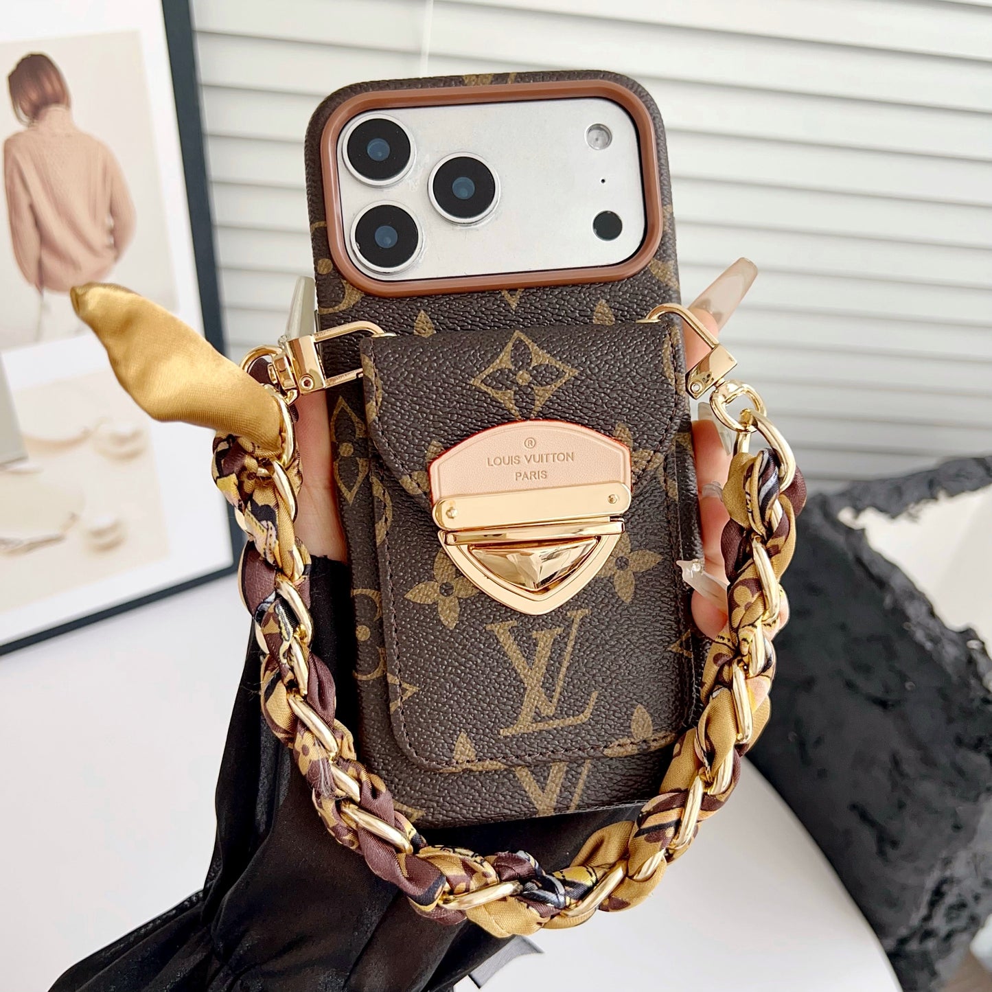 Luxusní crossbody pouzdro na iPhone s kapsou na kartu & Odnímatelný popruh