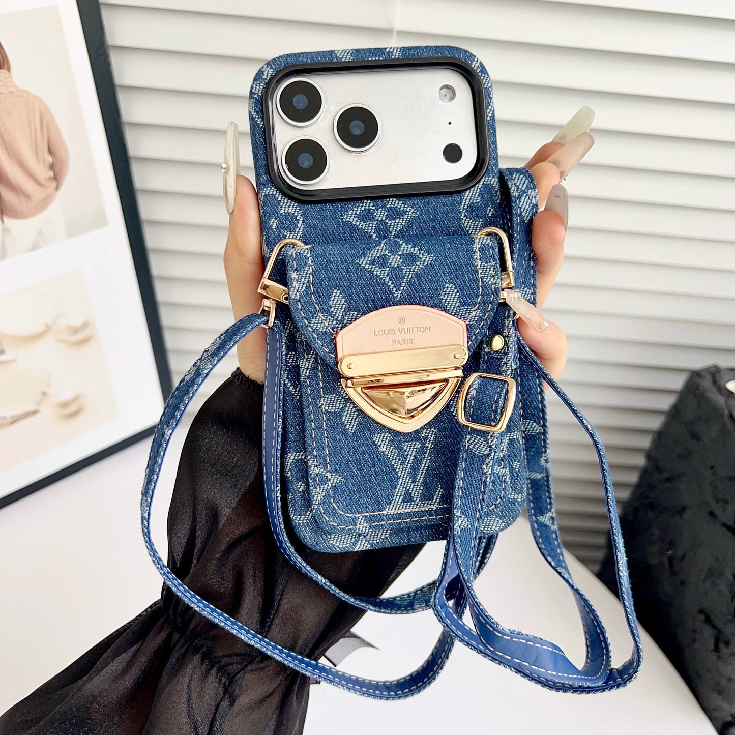 Luxusní crossbody pouzdro na iPhone s kapsou na kartu & Odnímatelný popruh