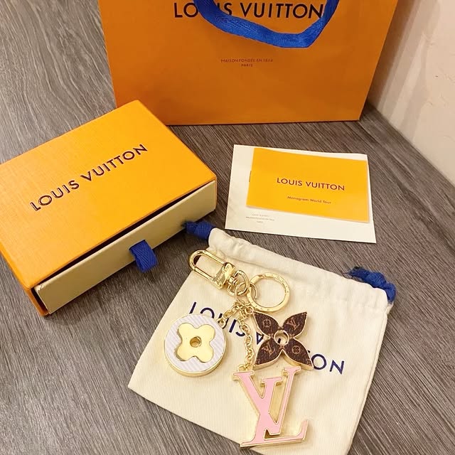 1V Schlüsselanhänger-713