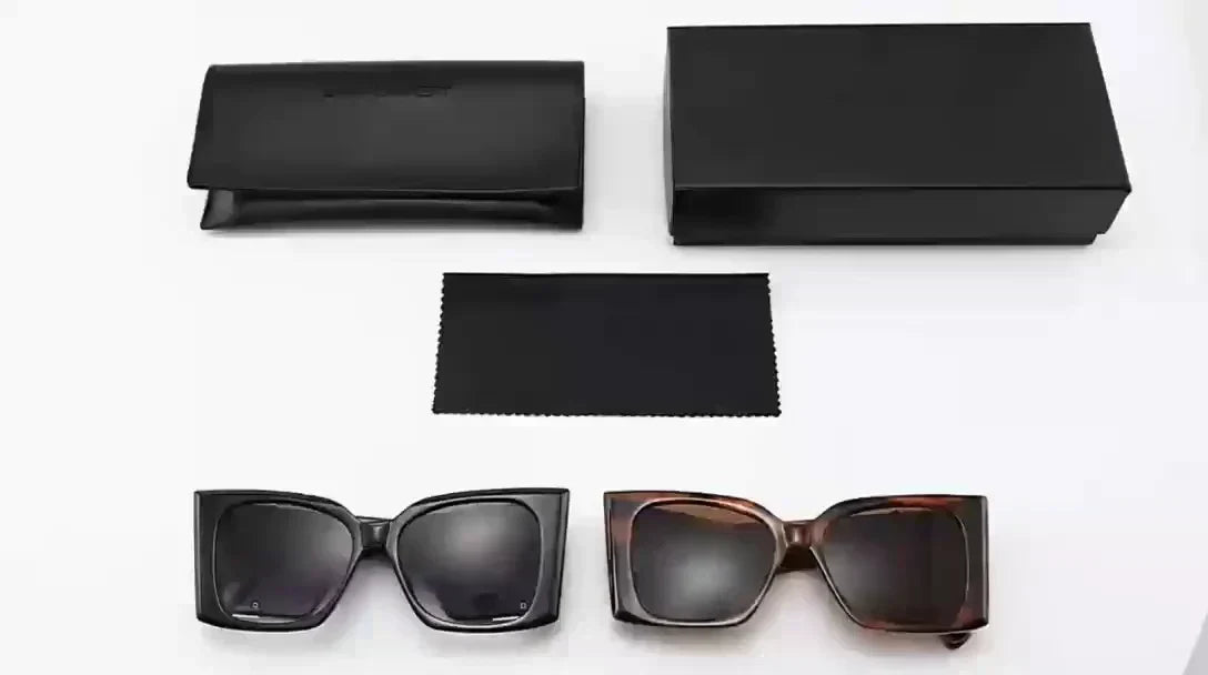 Lunettes de soleil de luxe à grande monture Y-01