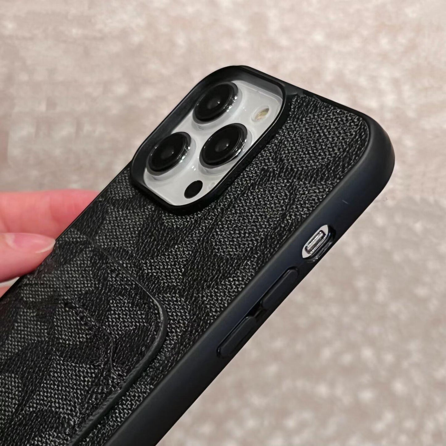 Klassische iPhone-Hülle aus Leder mit Kartenetui