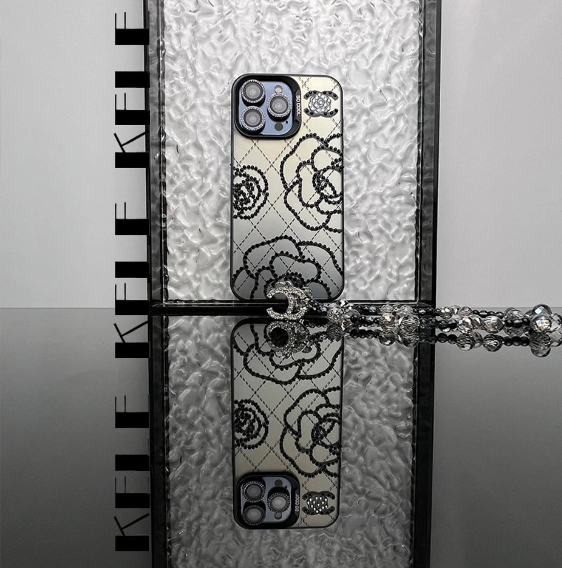 CAMELLIA-GEÏNSPIREERD IPHONE-HOESJE MET UNIEK ONTWERP