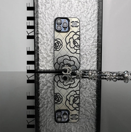 設計獨特的山茶花 iPhone 保護殼