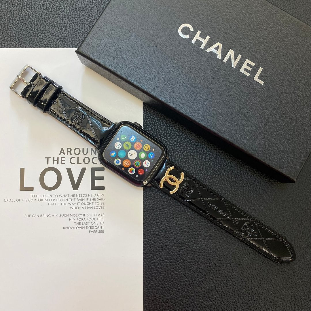 Lesklý kožený řemínek Apple Watch Luxusní kovové logo