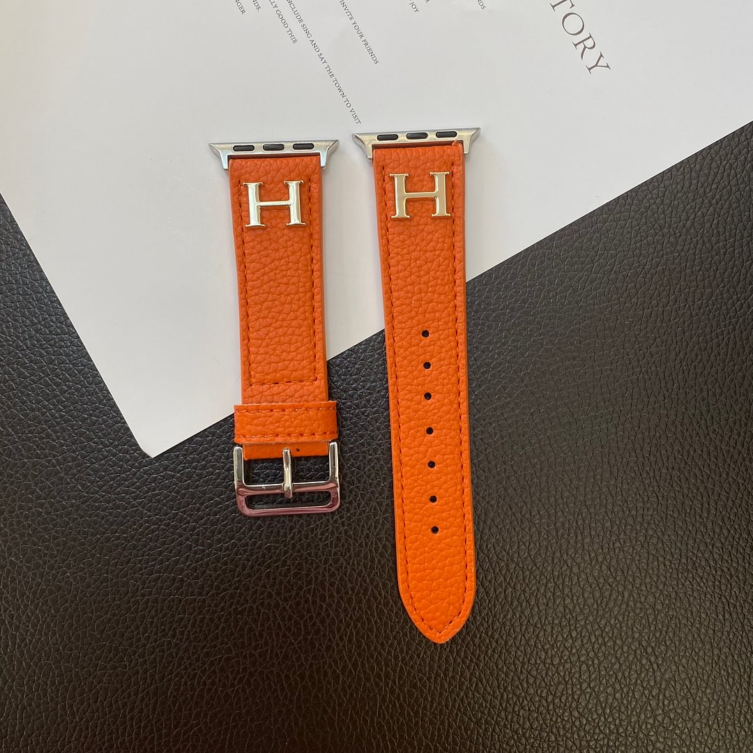 Originální kožený řemínek Apple Watch
