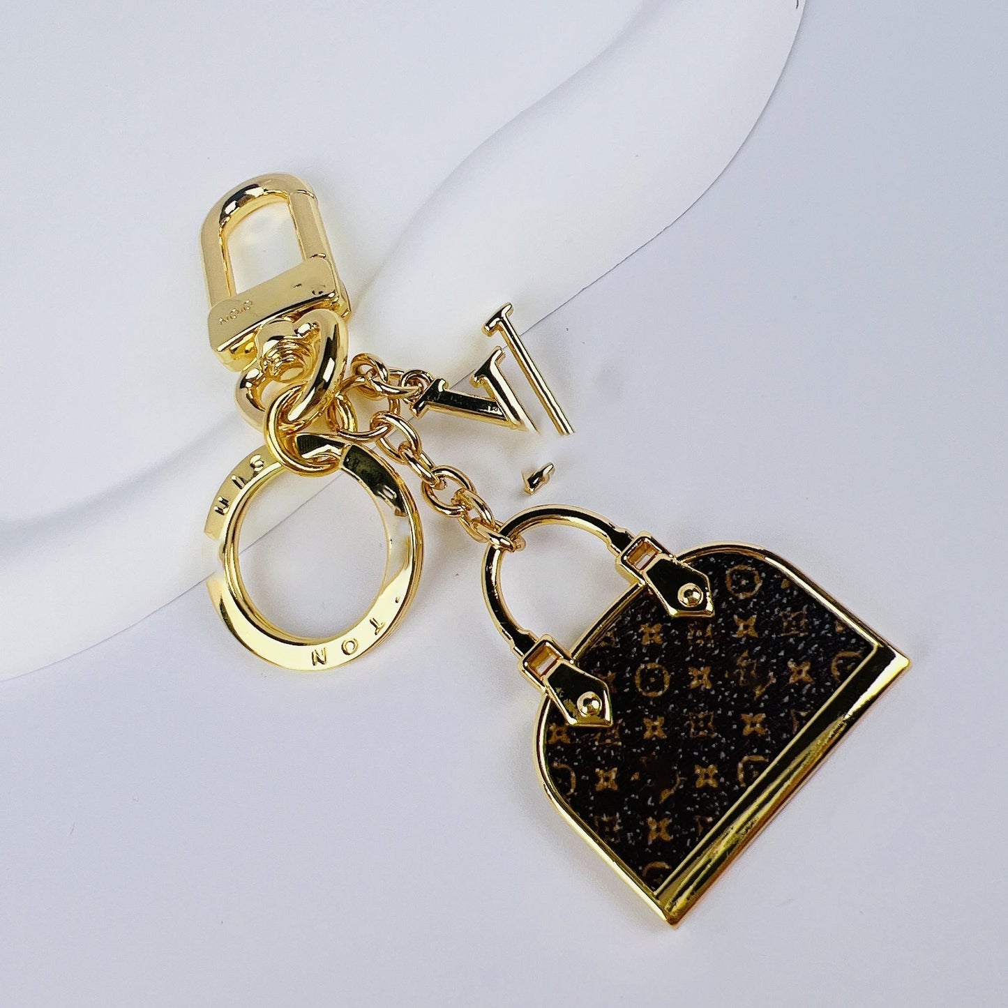 Designer-Minitasche mit Schlüsselanhänger