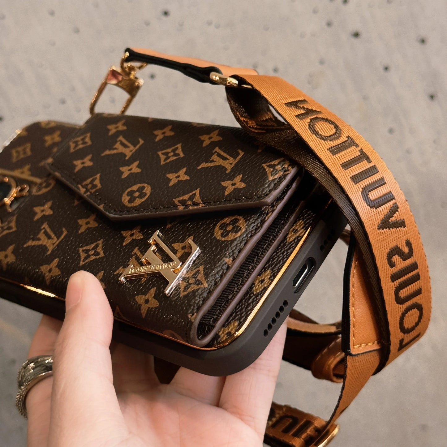 Nouveau modèleCoque pour iPhone en cuir avancée