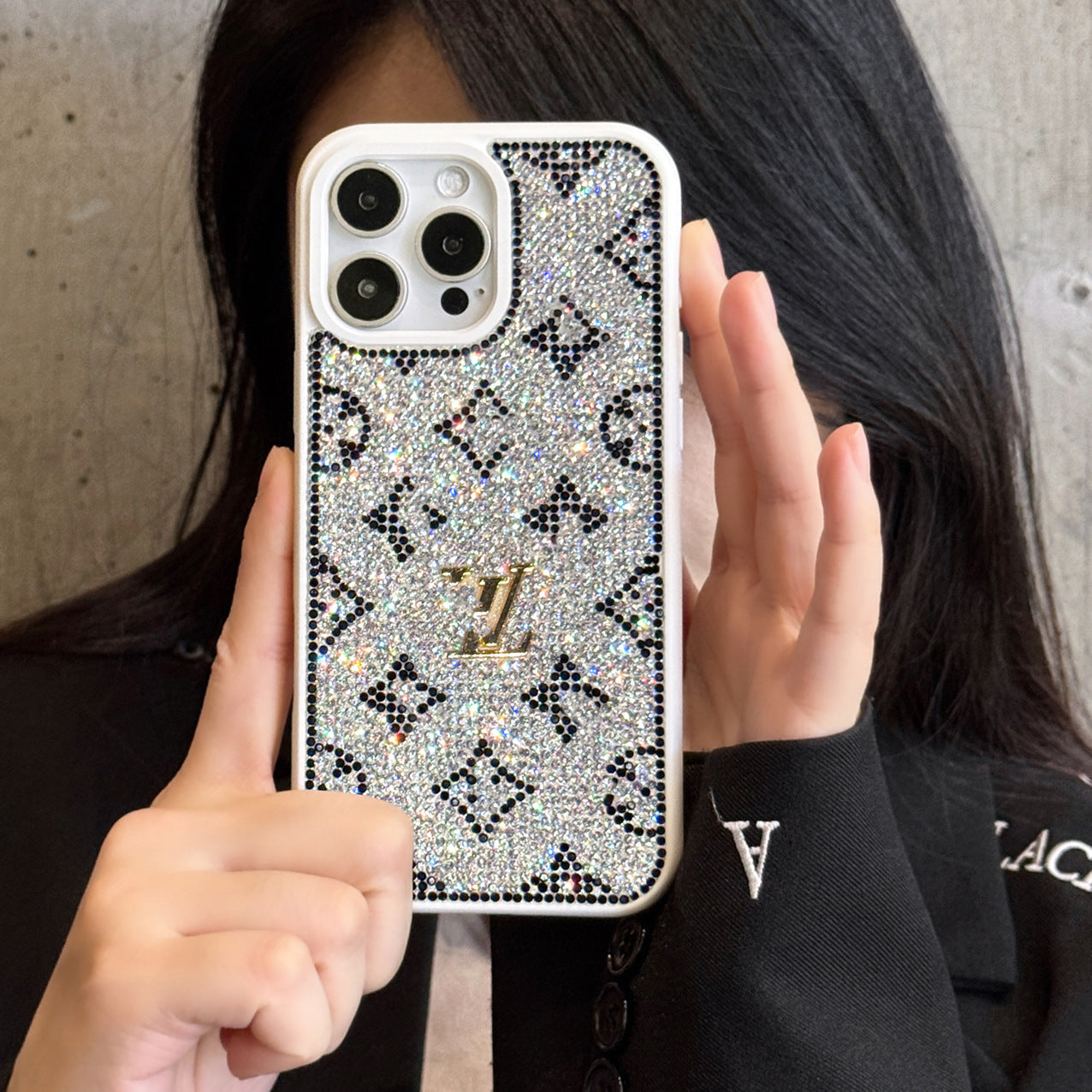 Luxuriöse glitzernde holografische Y-S-L-inspirierte iPhone-Hülle – Diamond Shine Edition