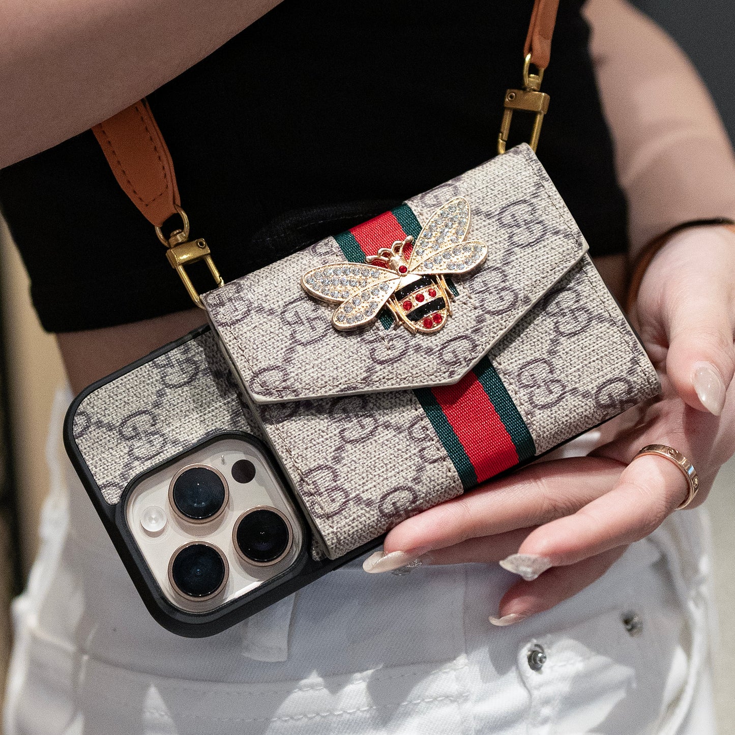 Wysokiej jakości zaawansowane etui Crossbody na iPhone'a z uchwytem na kartę  &  i paskiem na ramię