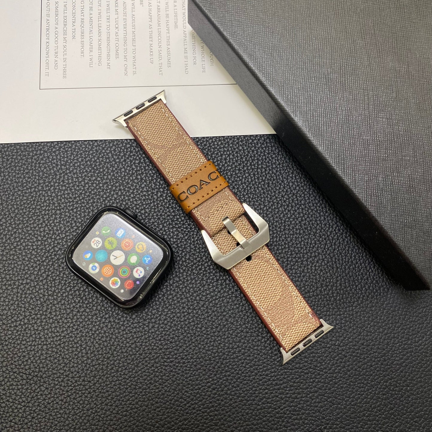 Skórzany klasyczny pasek do zegarka Apple Jasnobrązowy-YHK244221710