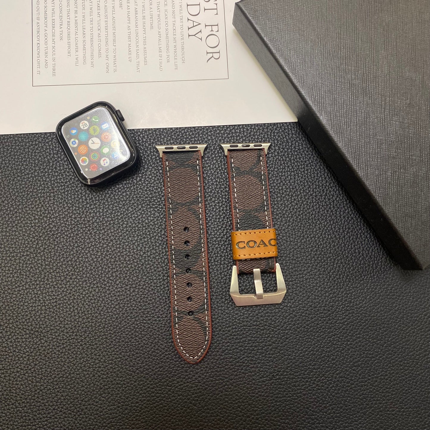 Kožený klasický řemínek Apple Watch Tmavě hnědá-YHK244221710