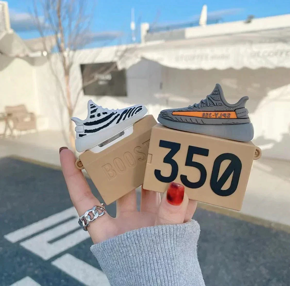 Pouzdra na sluchátka Yeezy Boost 350 AirPods