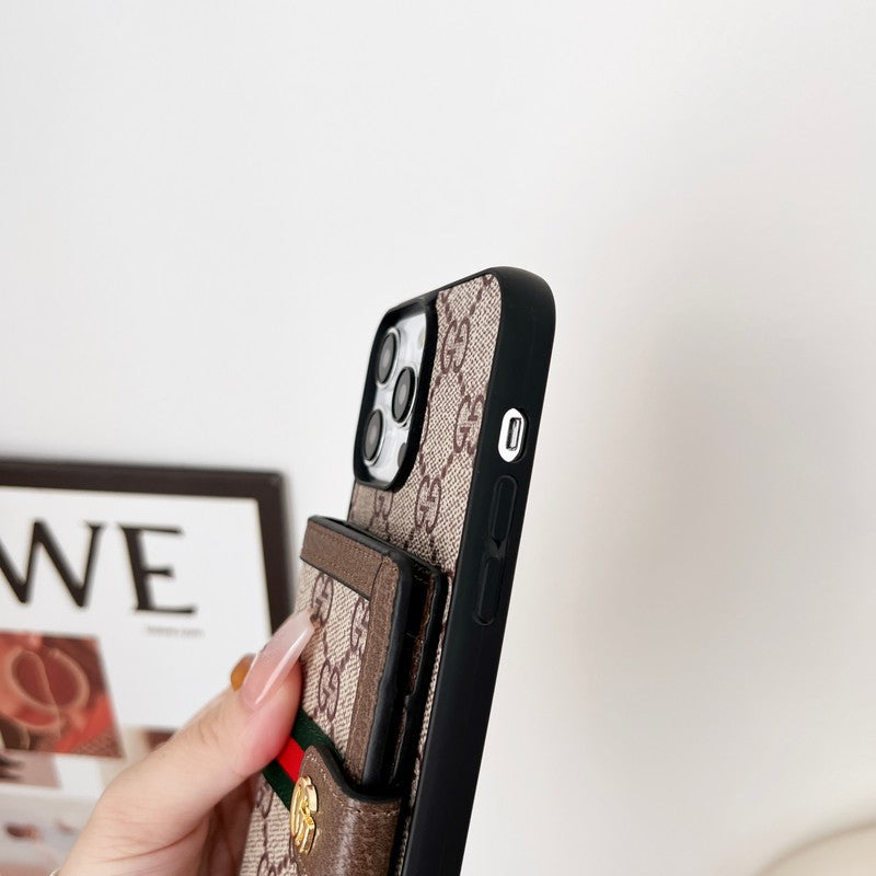 Klasyczne etui na iPhone'a z łańcuszkiem na karty Premium