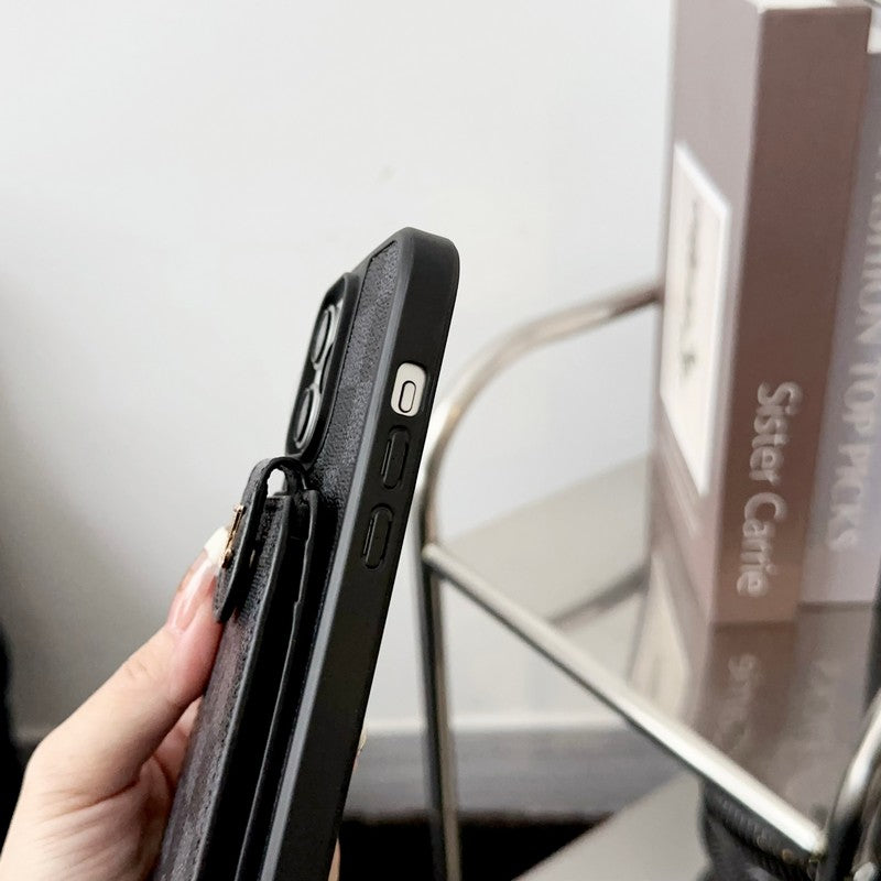 Luxuriöse iPhone-Hülle mit Kartenetui in Schwarz und Weiß