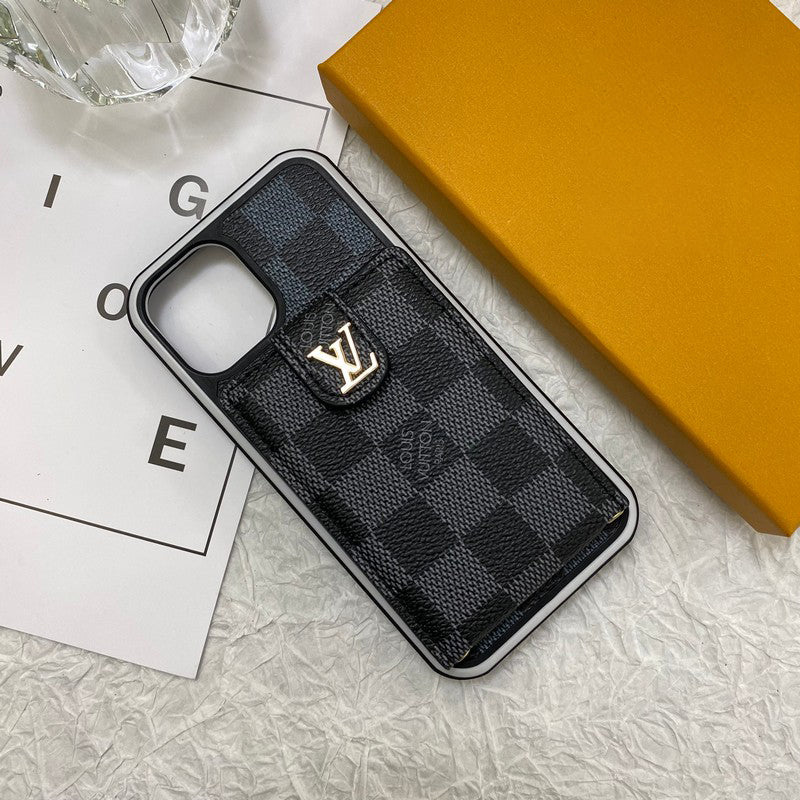 Luxuriöse iPhone-Hülle mit Kartenetui