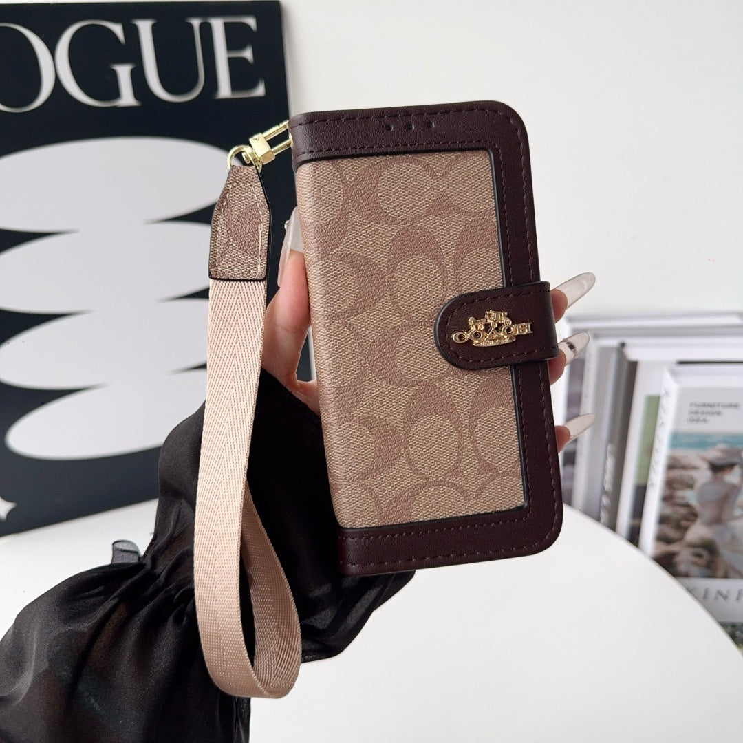 „CO Luxury Pattern“ piniginės „iPhone“ dėklas su kortelės laikikliu ir dirželiu