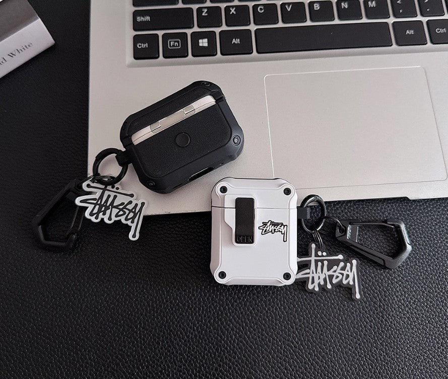 Odolné pouzdro na sluchátka AirPods s karabinou v designu loga
