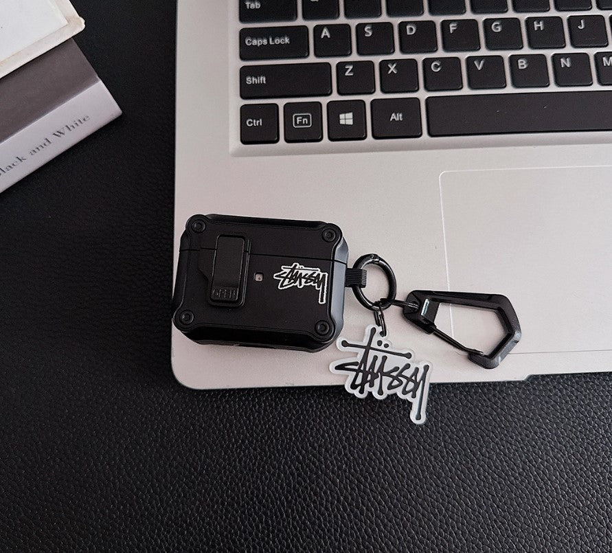 Odolné pouzdro na sluchátka AirPods s karabinou v designu loga