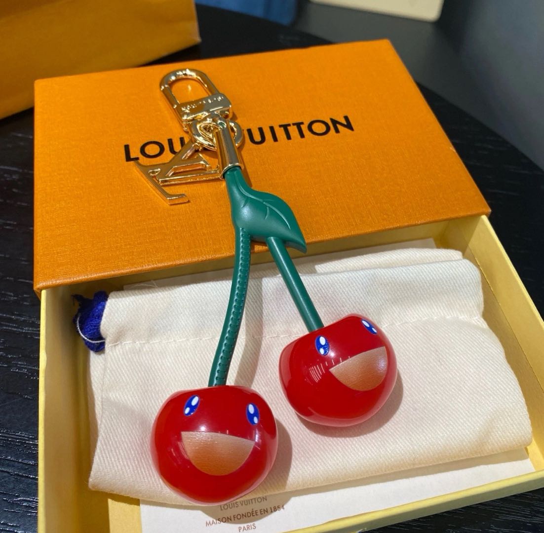 🌟 L-kirsebærnøglering: Sød + Luksus, alt i ét 🍒✨