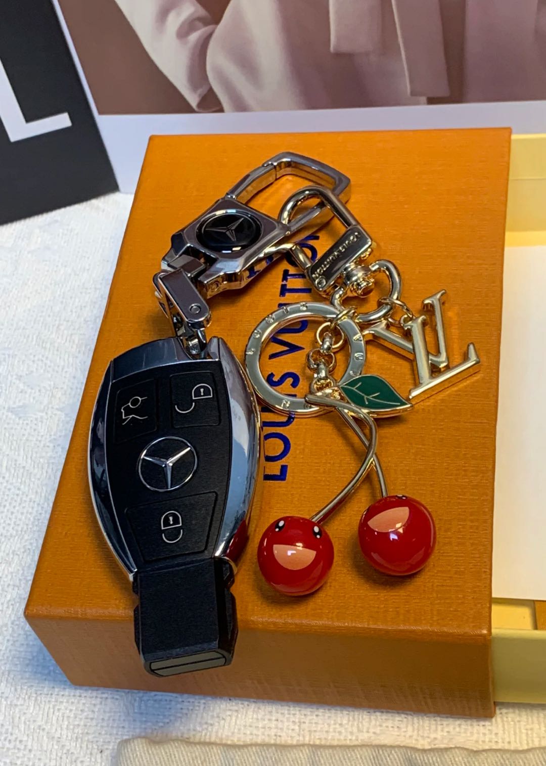 🌟 L-kirsebærnøglering: Sød + Luksus, alt i ét 🍒✨