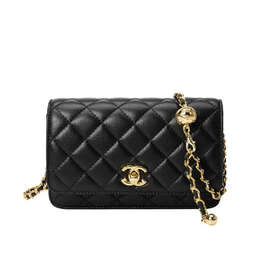 Lompakko Ketjussa Kiiltävä Lambskin Pearls Gold Tone Metal