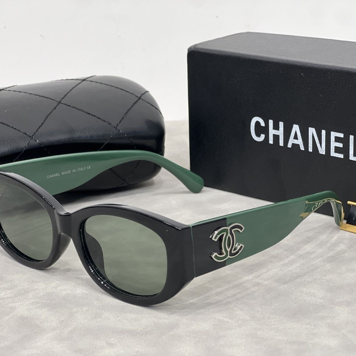 Dernières lunettes de soleil tendance