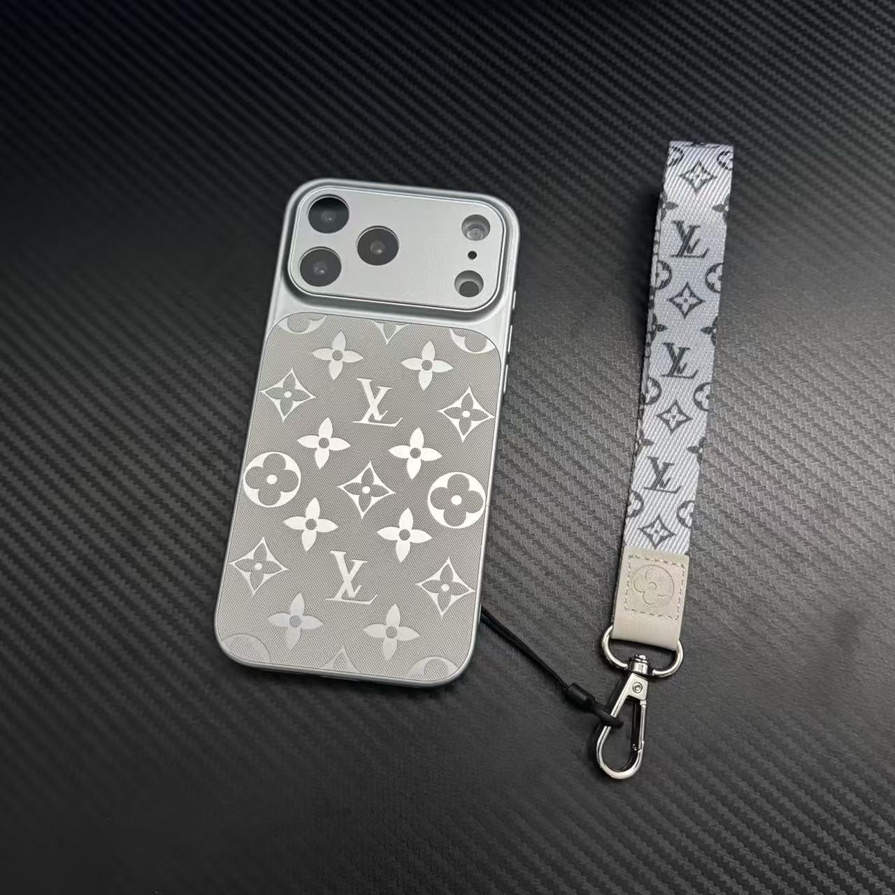 Luxe lederen telefoonhoes met monogrampatroon en volledige camerabescherming