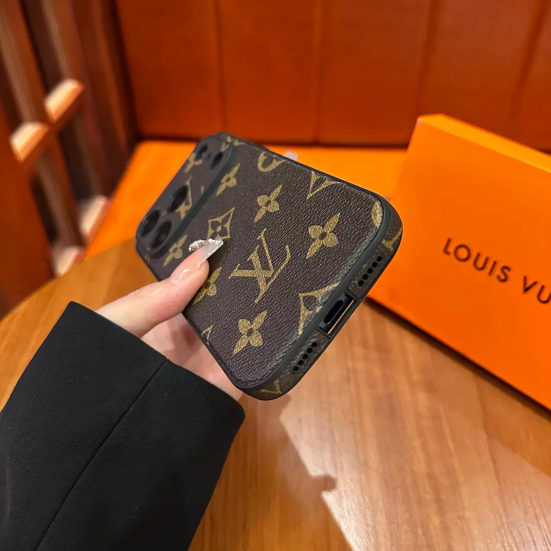 Premium-Schutzhülle aus gemustertem Leder für das iPhone – Slide-Kamera-Cover-Design
