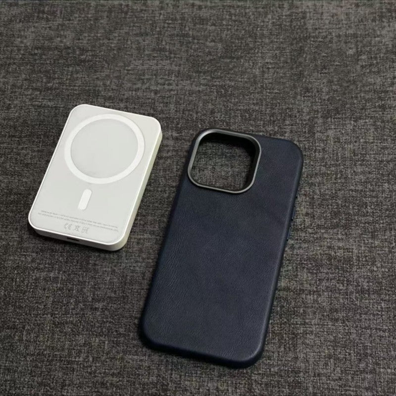 Klasický kryt na iPhone z pravé kůže
